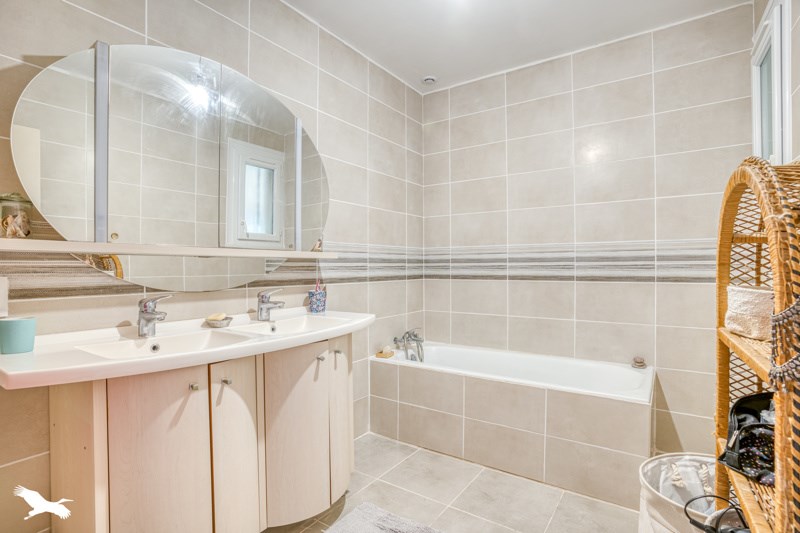 Vente Maison GRANGES SUR LOT - 4 pièces -100 m² - (47260)