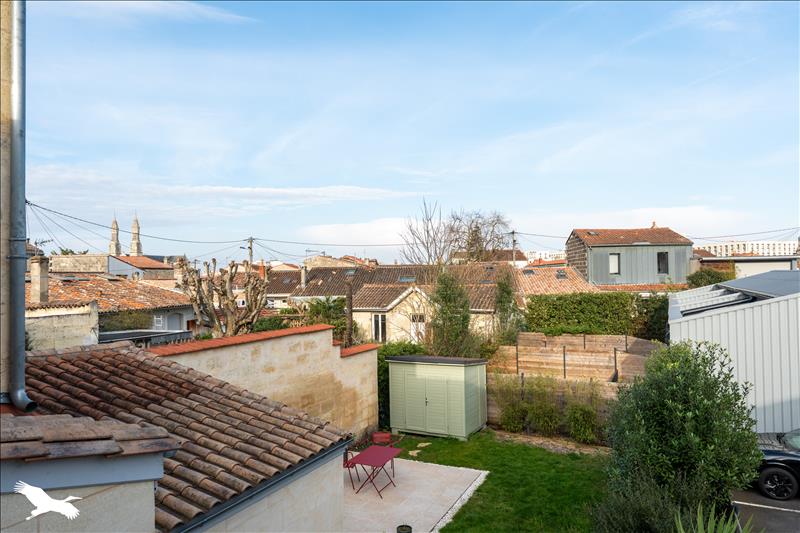 Vente Appartement BORDEAUX - 4 pièces -77 m² - (33800)