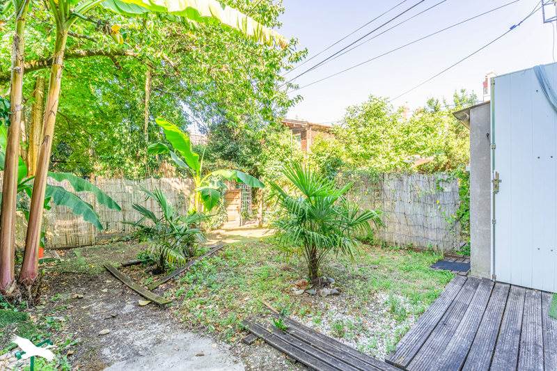 Vente Appartement BORDEAUX - 2 pièces -27 m² - (33800)