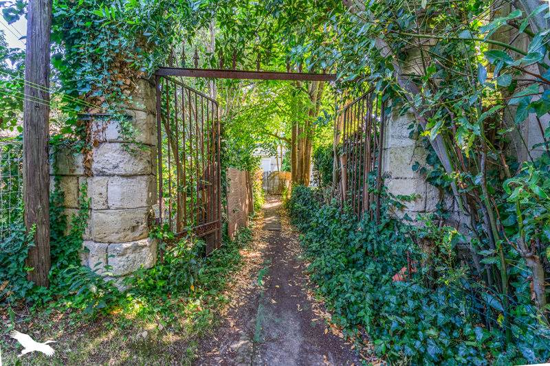 Vente Appartement BORDEAUX - 2 pièces -27 m² - (33800)