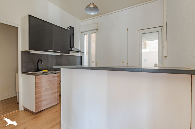 Vente Appartement BORDEAUX - 2 pièces -47 m² - (33800)