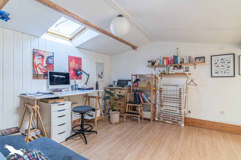 Vente Appartement BORDEAUX - 4 pièces -74 m² - (33800)