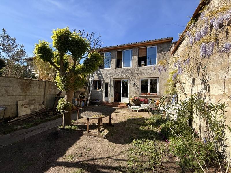 Vente Maison BORDEAUX - 7 pièces -156 m² - (33800)