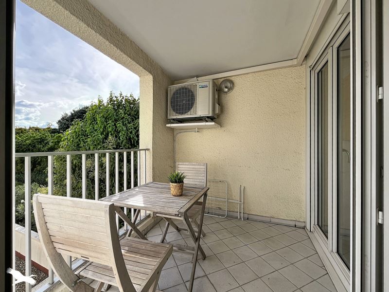 Vente Appartement BORDEAUX - 2 pièces -34 m² - (33800)