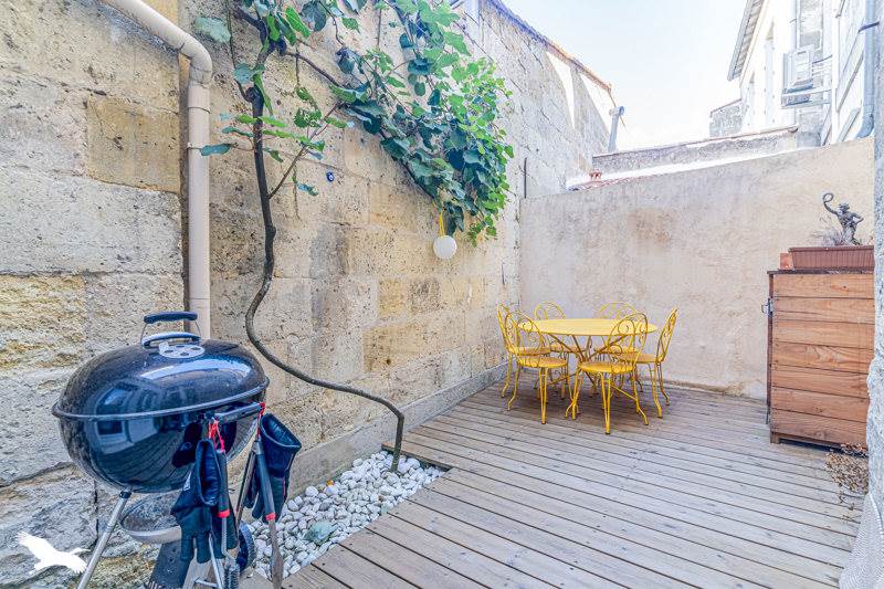 Vente Maison Bordeaux - 5 pièces -118 m² - (33800)