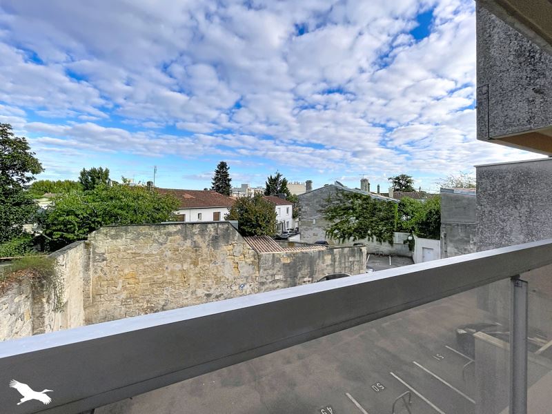 Vente Appartement Bordeaux - 2 pièces -44 m² - (33800)