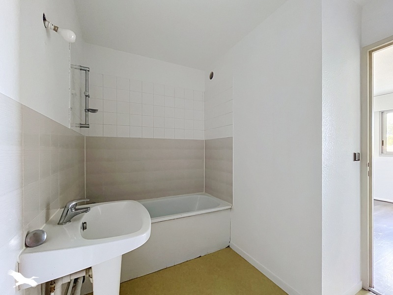 Vente Appartement Bordeaux - 2 pièces -44 m² - (33800)