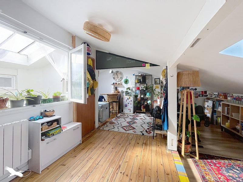Vente Appartement Bordeaux 33800 1 pièce - 30 m²