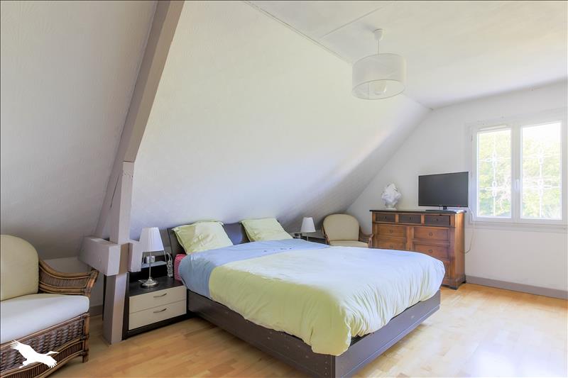 Vente Maison GUIRY EN VEXIN - 8 pièces -174 m² - (95450)