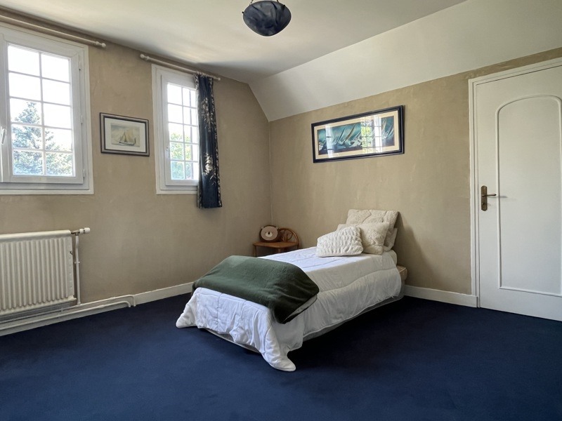 Vente Maison MAULE - 7 pièces -232,7 m² - (78580)
