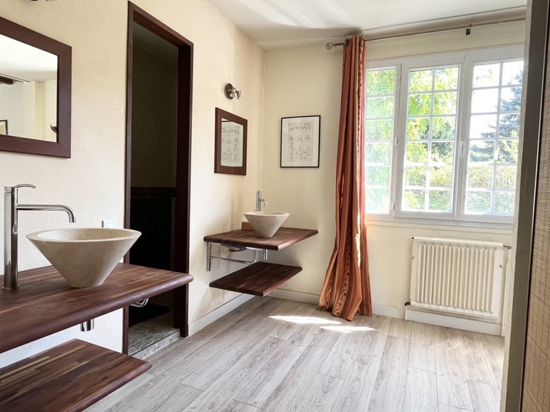 Vente Maison MAULE - 7 pièces -232,7 m² - (78580)