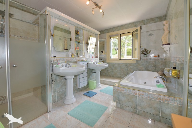 Vente Maison CHAMBOURG SUR INDRE - 13 pièces -352 m² - (37310)