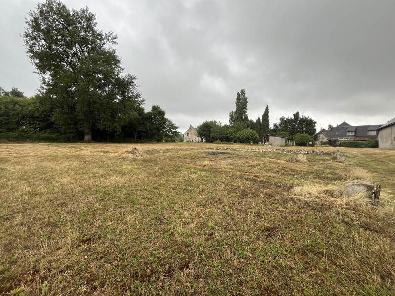 Vente Grange CHEMILLE SUR INDROIS - 1 pièce -72 m² - (37460)