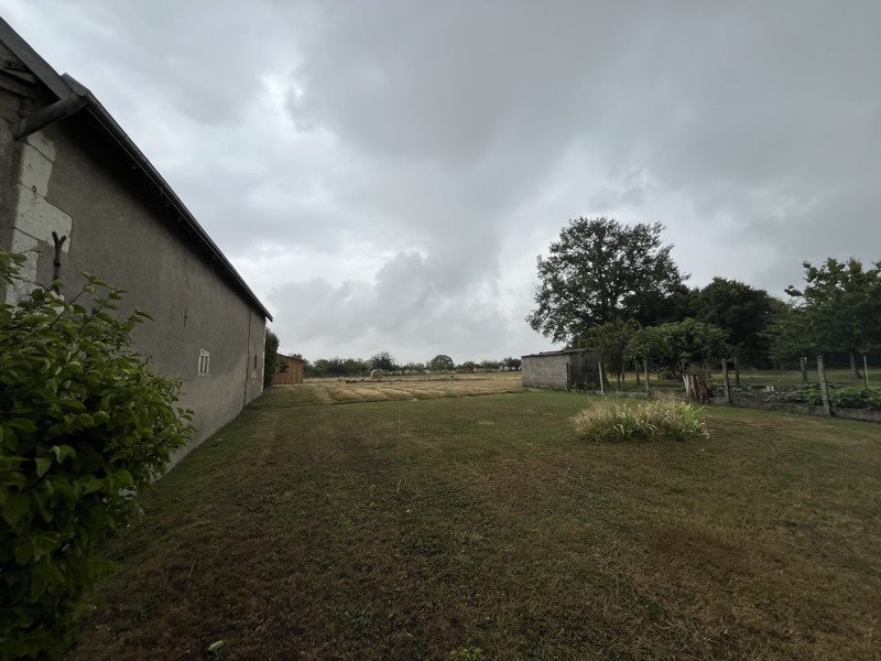 Vente Grange CHEMILLE SUR INDROIS - 1 pièce -72 m² - (37460)