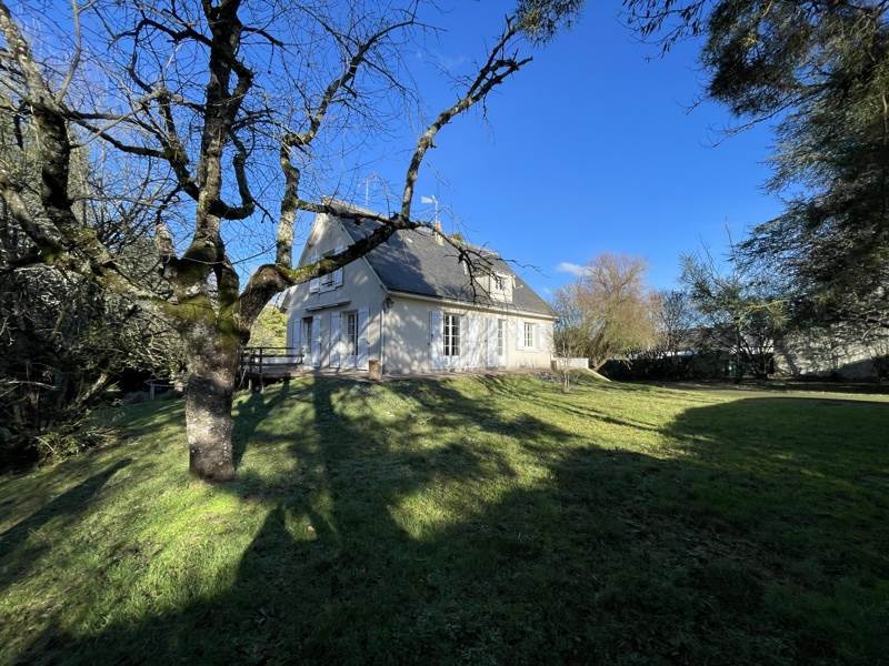 Vente Maison FERRIERE SUR BEAULIEU - 6 pièces -131 m² - (37600)