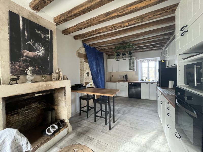 Vente Maison ST HIPPOLYTE - 4 pièces -122 m² - (37600)