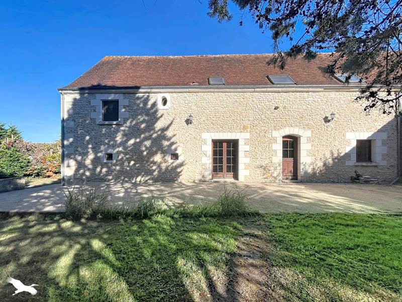 Vente Maison Saint-Hippolyte - 5 pièces -190 m² - (37600)