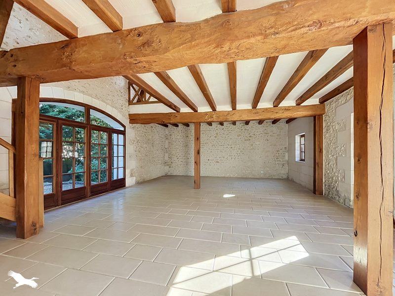 Vente Maison Saint-Hippolyte - 5 pièces -190 m² - (37600)
