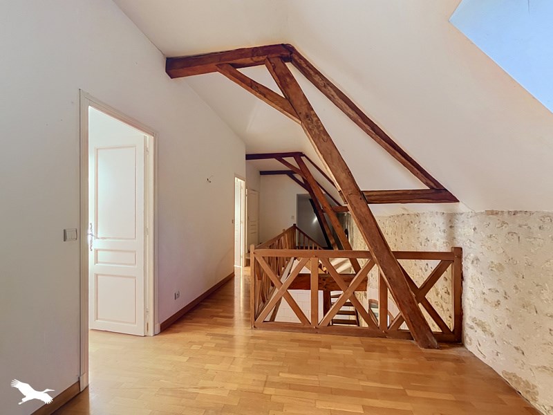 Vente Maison Saint-Hippolyte - 5 pièces -190 m² - (37600)