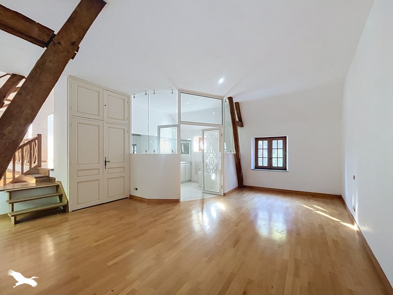 Vente Maison Saint-Hippolyte - 5 pièces -190 m² - (37600)