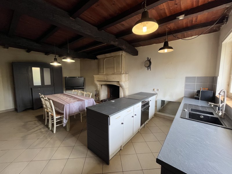 Vente Maison MEURSAC - 5 pièces -131 m² - (17120)