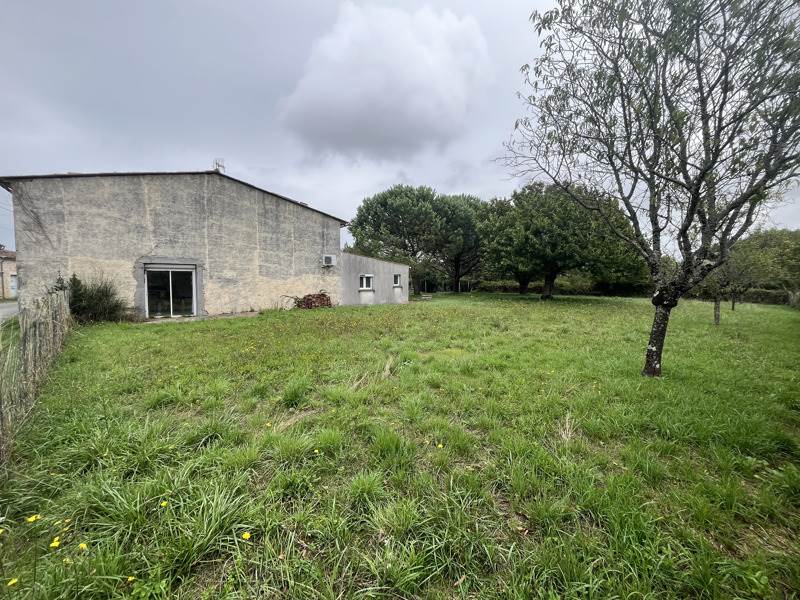 Vente Maison THEZAC - 4 pièces -102 m² - (17600)