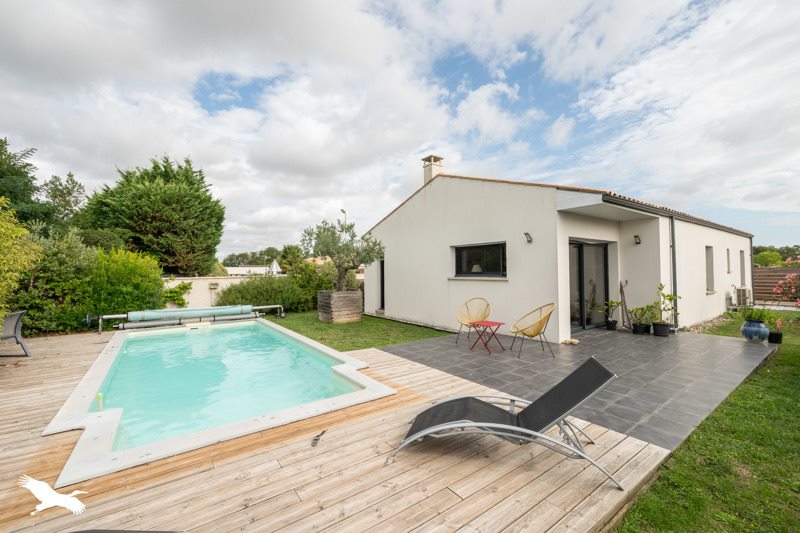 Vente Maison MEURSAC - 4 pièces -101 m² - (17120)