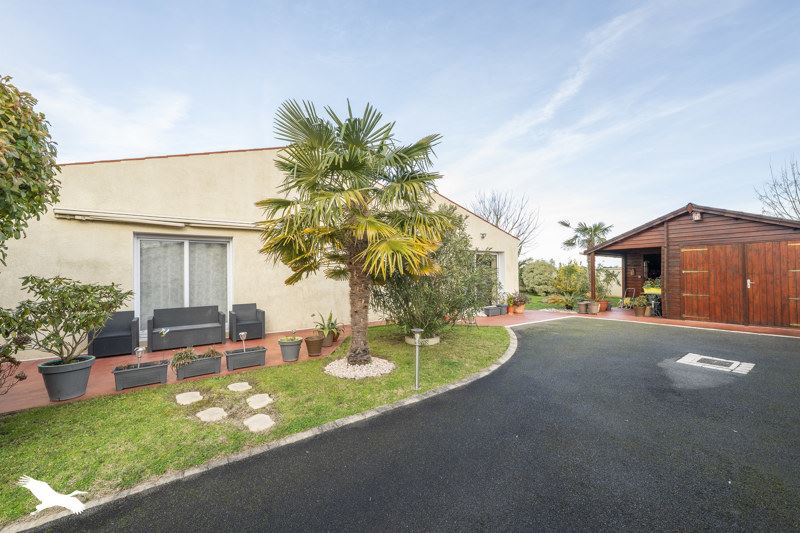 Vente Maison SABLONCEAUX - 4 pièces -108 m² - (17600)