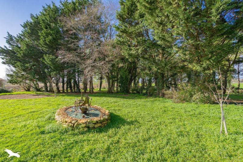 Vente Maison THEZAC - 4 pièces -138 m² - (17600)