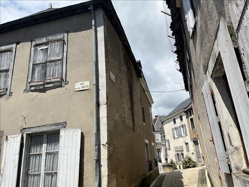 Vente Maison BUZANCAIS - 3 pièces -76 m² - (36500)