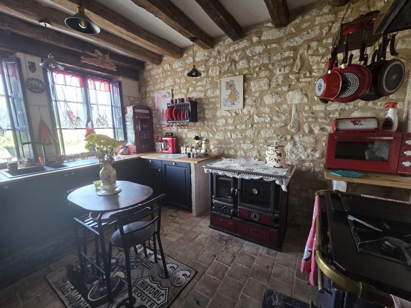 Vente Maison PELLEVOISIN - 5 pièces -222 m² - (36180)