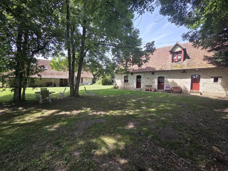 Vente Maison PELLEVOISIN 36180 5 pièces - 222 m²