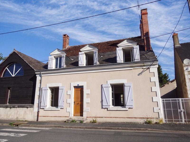 Vente Maison Pellevoisin - 9 pièces -125 m² - (36180)