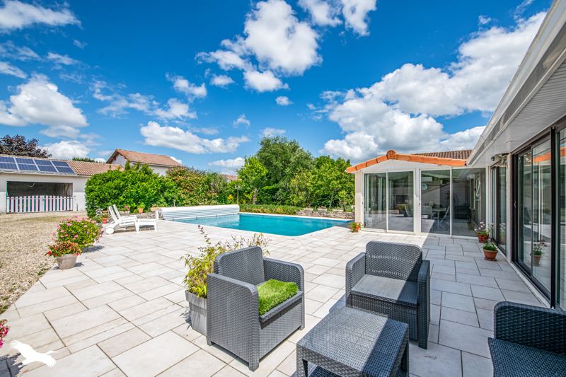 Vente Maison LUDON MEDOC - 7 pièces -184 m² - (33290)