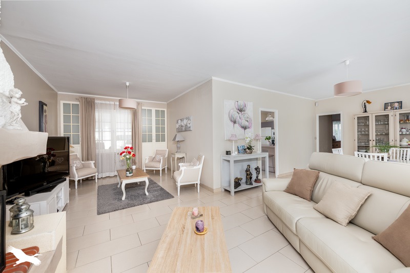 Vente Maison LUDON MEDOC - 7 pièces -184 m² - (33290)