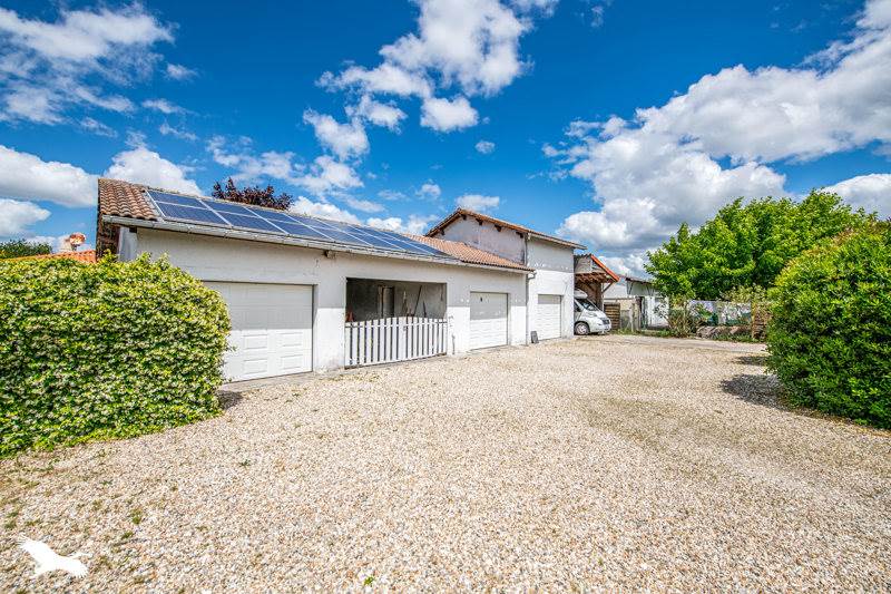 Vente Maison LUDON MEDOC - 7 pièces -184 m² - (33290)