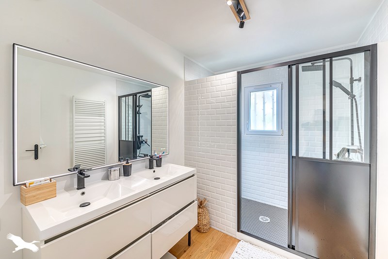 Vente Maison BLANQUEFORT - 8 pièces -190 m² - (33290)