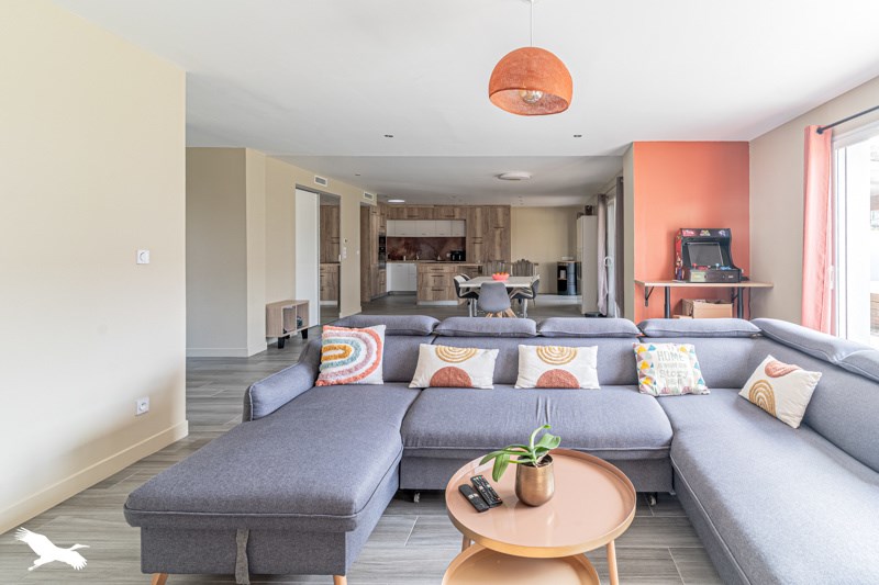 Vente Maison PAREMPUYRE - 6 pièces -158 m² - (33290)