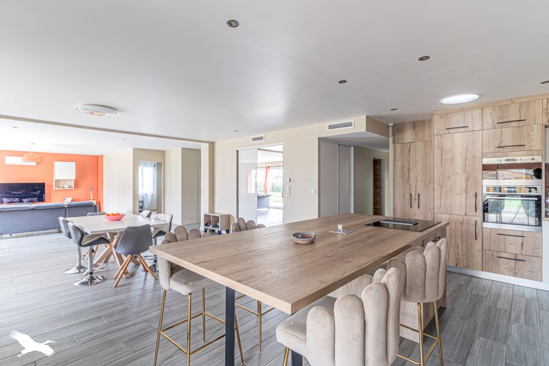 Vente Maison PAREMPUYRE - 6 pièces -158 m² - (33290)