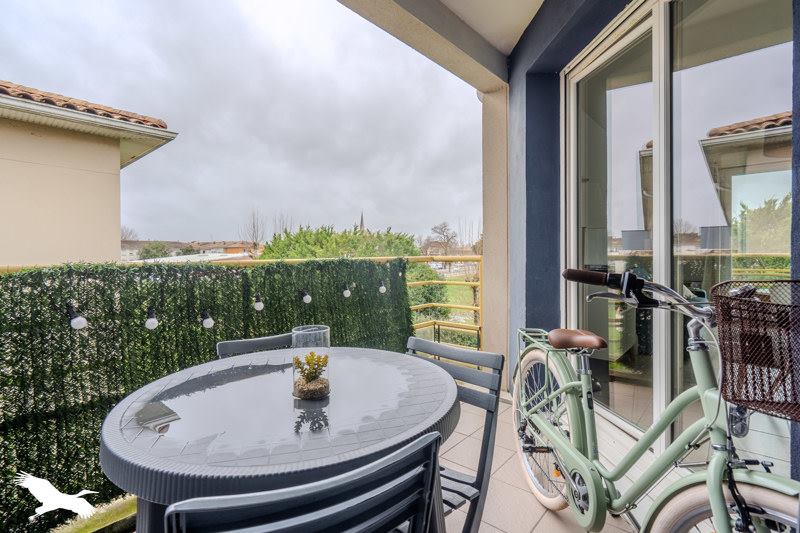 Vente Appartement PAREMPUYRE - 3 pièces -64 m² - (33290)