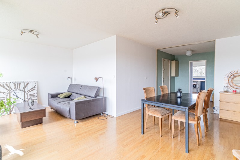 Vente Appartement BLANQUEFORT - 6 pièces -110 m² - (33290)