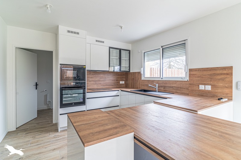 Vente Maison PAREMPUYRE - 6 pièces -117 m² - (33290)
