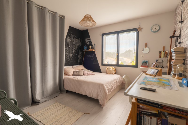 Vente Maison PAREMPUYRE - 7 pièces -147 m² - (33290)
