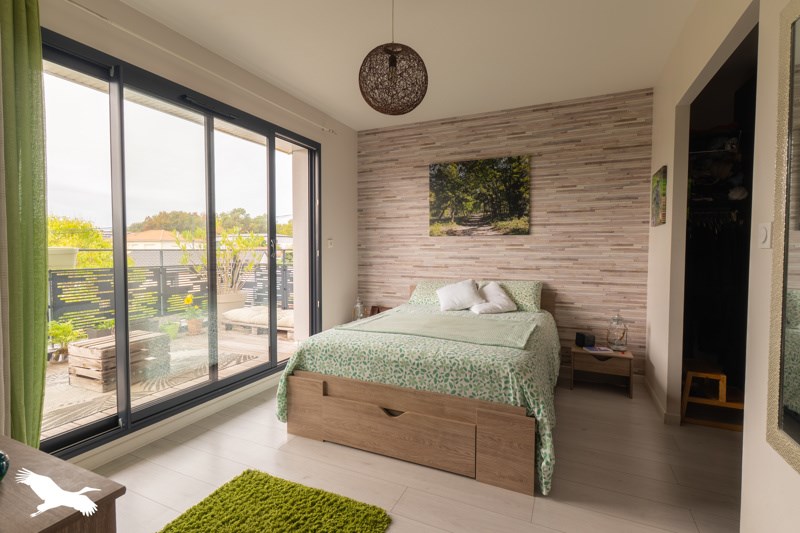 Vente Maison PAREMPUYRE - 7 pièces -147 m² - (33290)