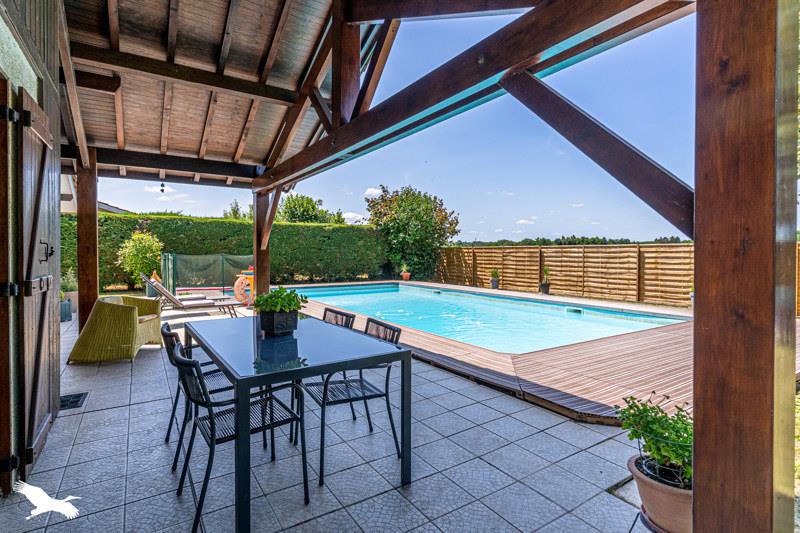 Vente Maison Blanquefort - 6 pièces -137 m² - (33290)