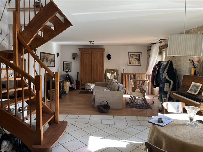 Vente Maison PECHS DE L ESPERANCE - 6 pièces -118 m² - (24370)