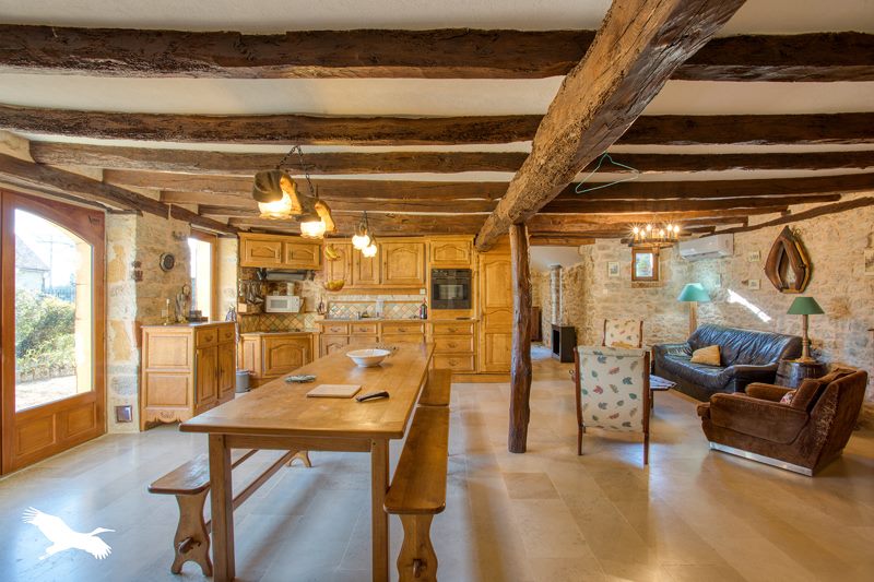 Vente Maison REILHAGUET - 7 pièces -218 m² - (46350)