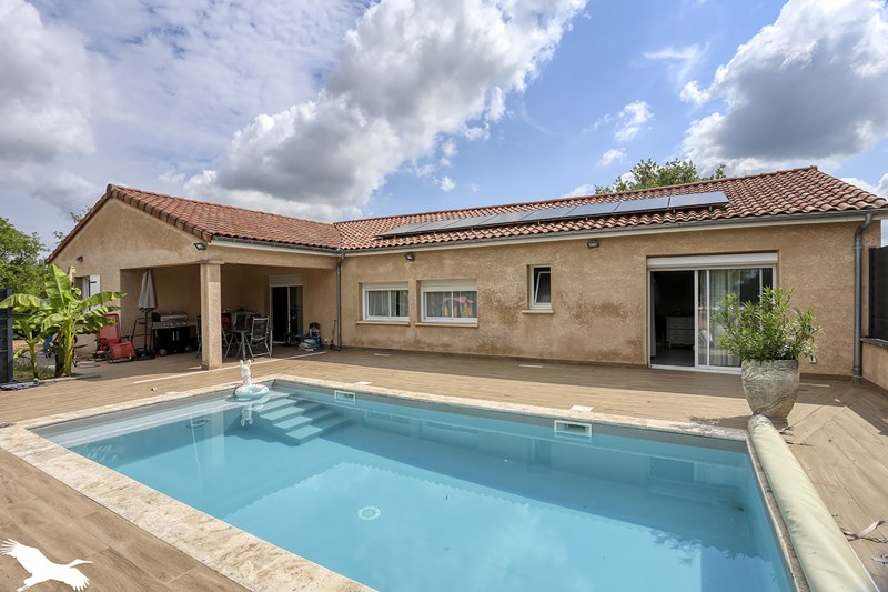 Vente Maison LACHAPELLE AUZAC - 8 pièces -197 m² - (46200)