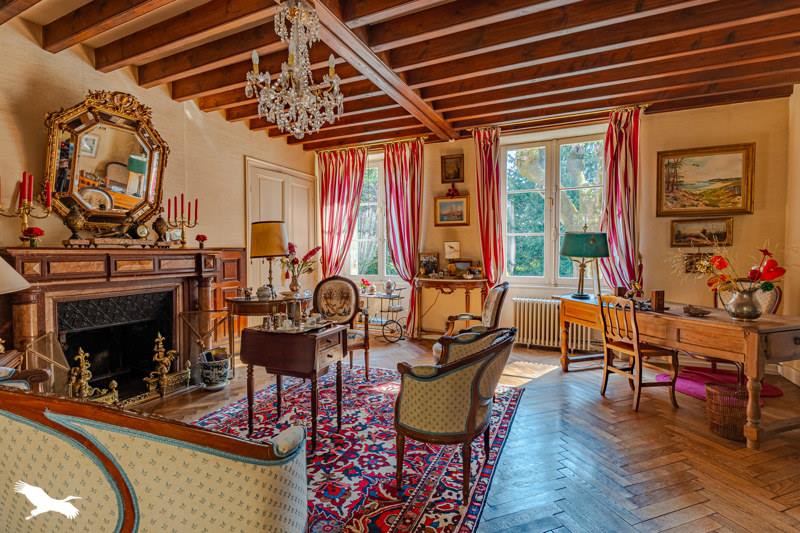 Vente Maison FLOIRAC - 6 pièces -230 m² - (33270)