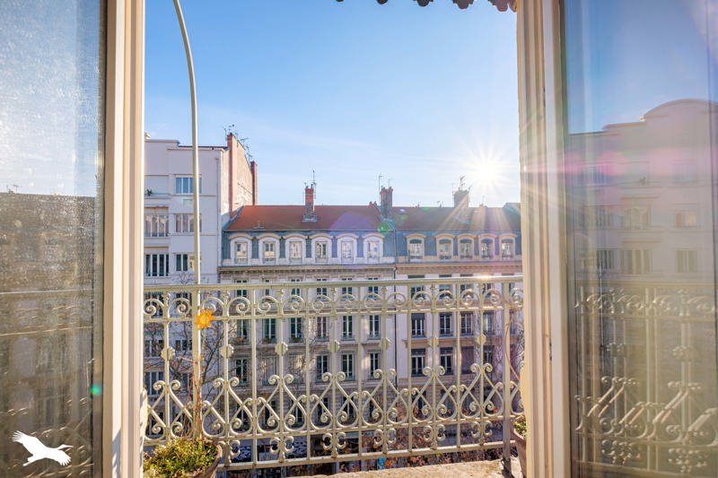 Vente Appartement LYON 07 - 3 pièces -79,7 m² - (69007)